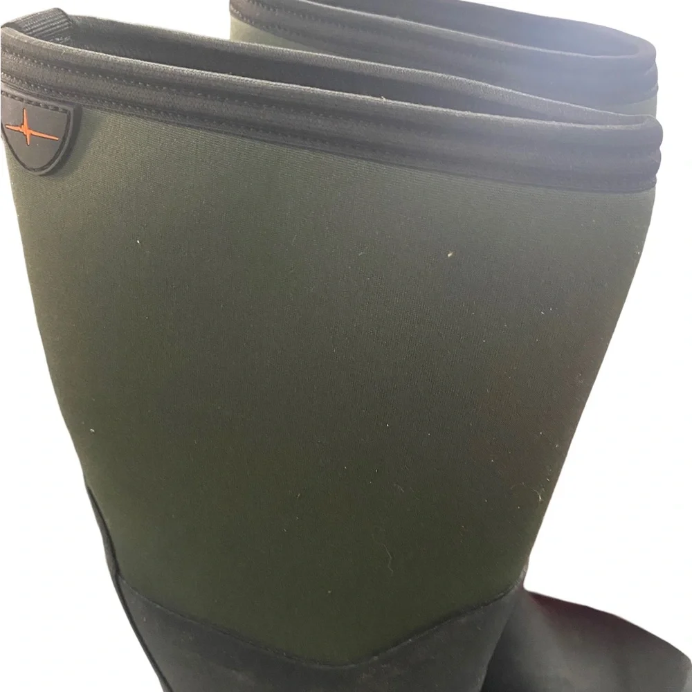 Habit waterproof boots. Mens size 7